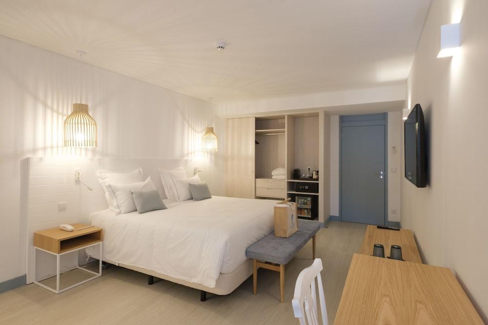 فندق ومطعم ماليبو فوز فيغيورا دا فوز المظهر الخارجي الصورة A room at the hotel
