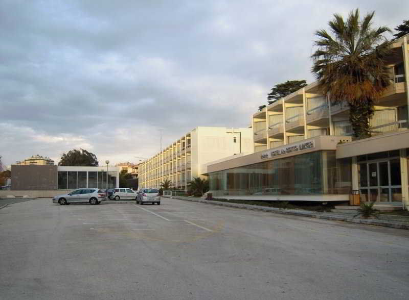 فندق ومطعم ماليبو فوز فيغيورا دا فوز المظهر الخارجي الصورة The campus of the University of Patras