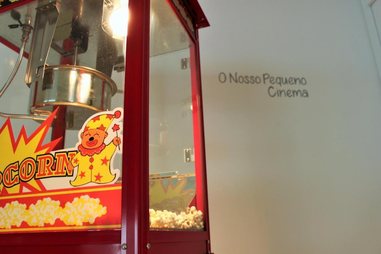 فندق ومطعم ماليبو فوز فيغيورا دا فوز المظهر الخارجي الصورة Popcorn machine at the cinema