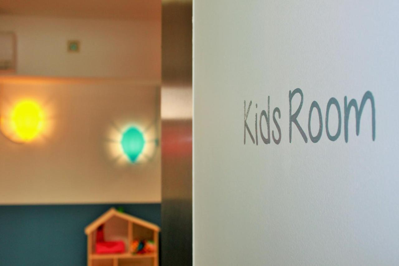 فندق ومطعم ماليبو فوز فيغيورا دا فوز المظهر الخارجي الصورة Kids Room